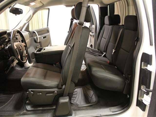 GMC Sierra 2500HD 2010 photo 18